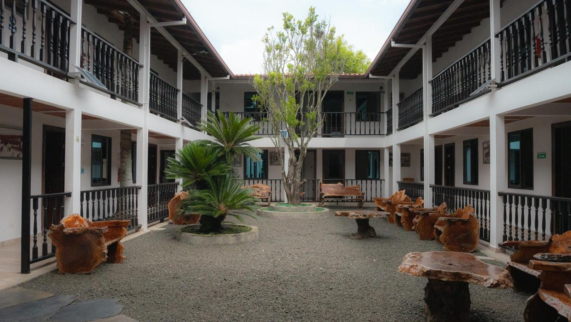 Hotel Emiss Salento Zewnętrze zdjęcie